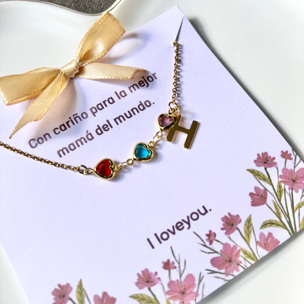 Pulsera corazones.