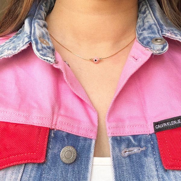 Collar ojo turco.