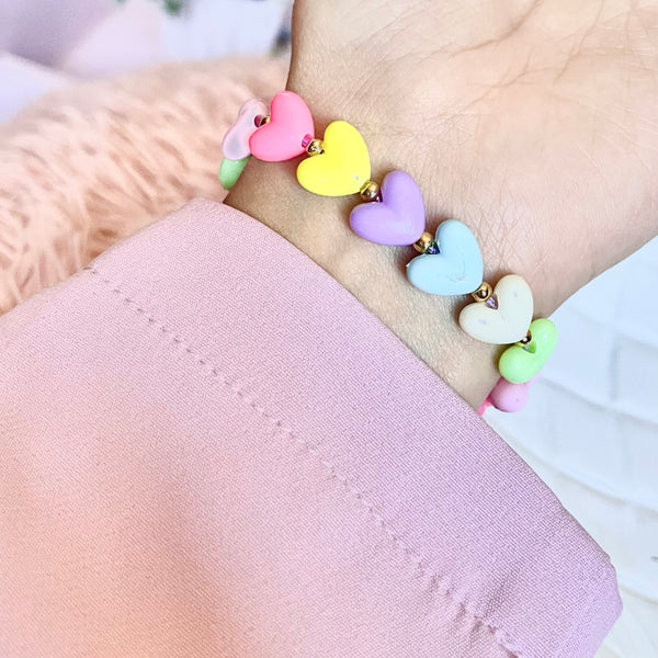 Pulsera corazón pastel.