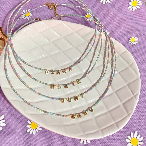 Collar personalizado pastel.