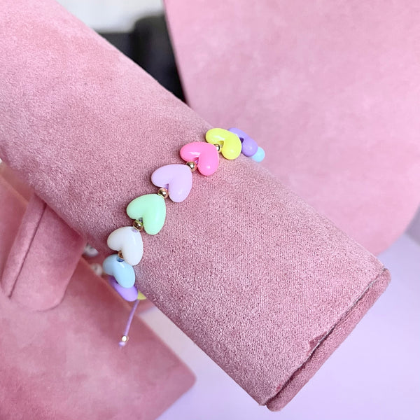 Pulsera corazón pastel.
