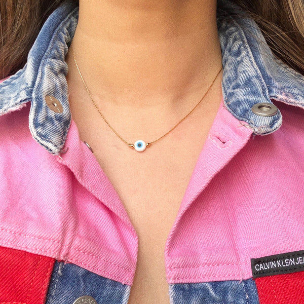 Collar ojo turco.